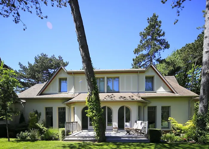 Demeure D'hotes Haec Otia Bed & Breakfast