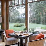 Demeure D'hotes Haec Otia Bed and Breakfast 4*