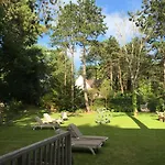 Demeure D'hotes Haec Otia Bed and Breakfast 4*