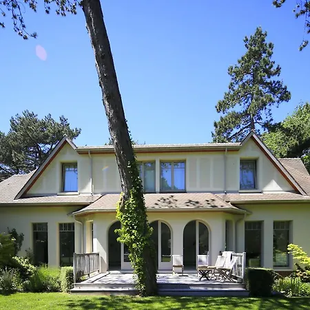 Demeure D'hotes Haec Otia Bed & Breakfast