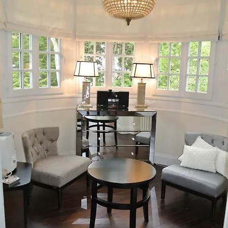 Demeure D'hotes Haec Otia Bed & Breakfast