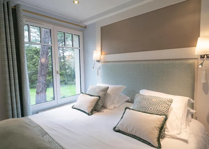 Couette-café Demeure D'hôtes Haec Otia 4*